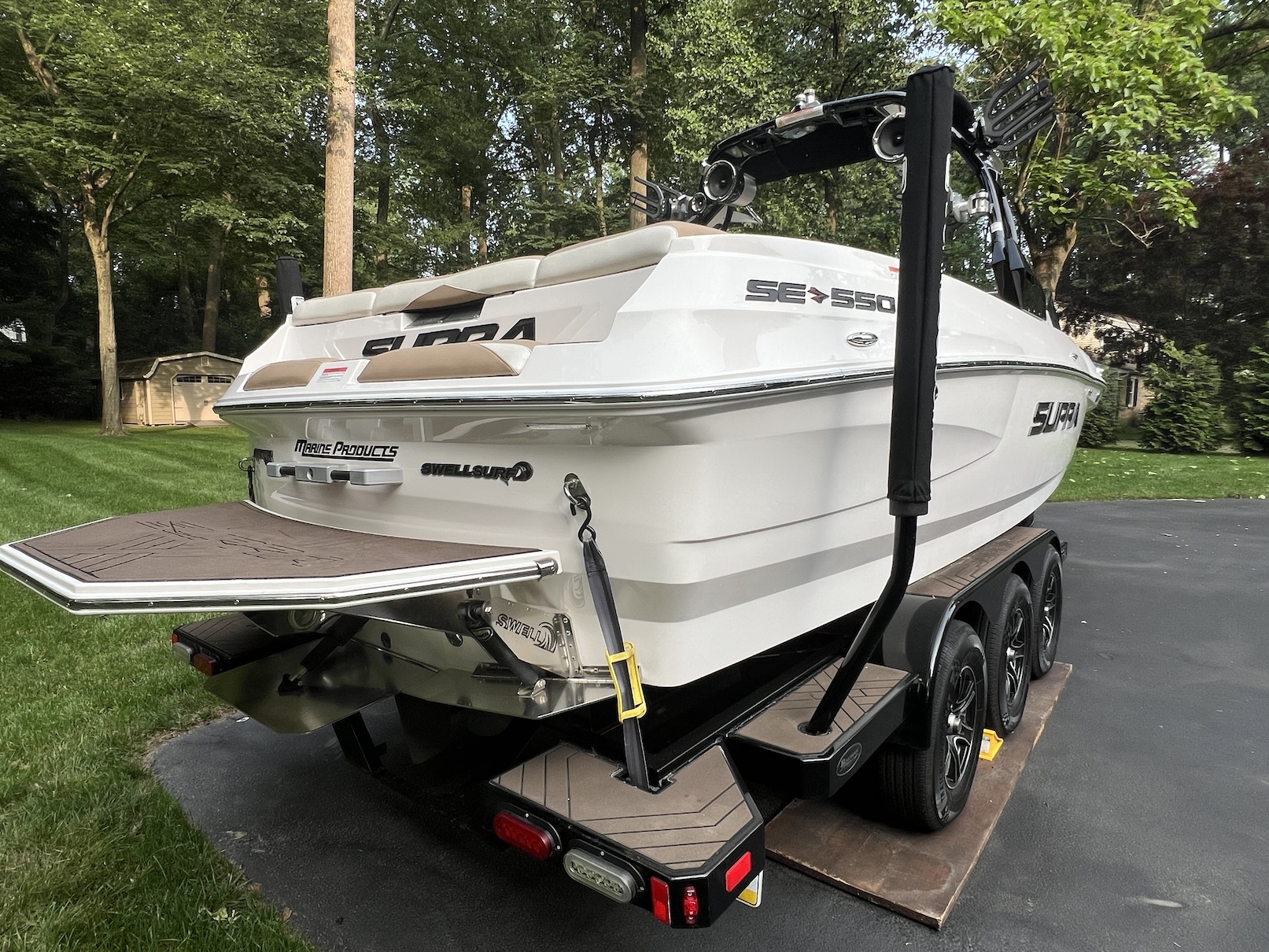 2017 SUPRA SE 550, FULLY LOADED, FRESHWATER, 358 hours
