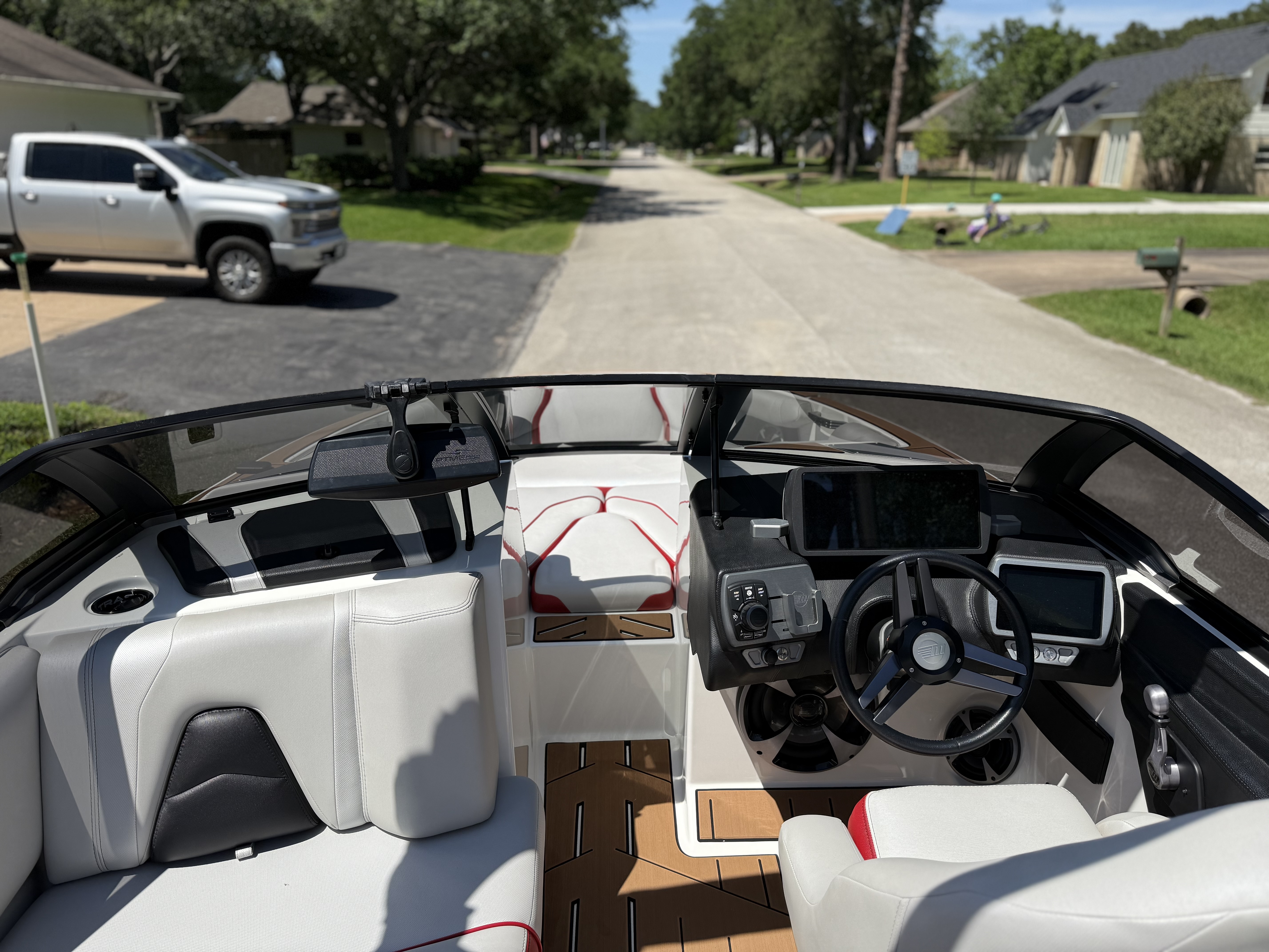 2018 Malibu VLX 21’