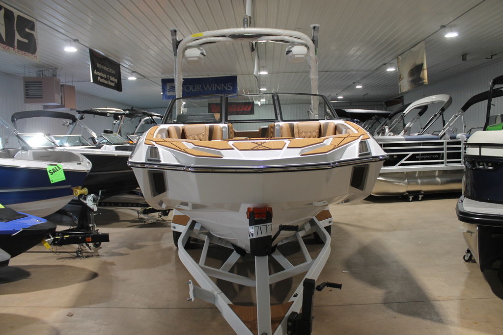 2025 Malibu Boats M230