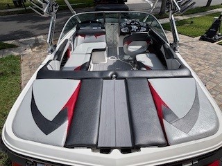 2009 Mastercraft X2