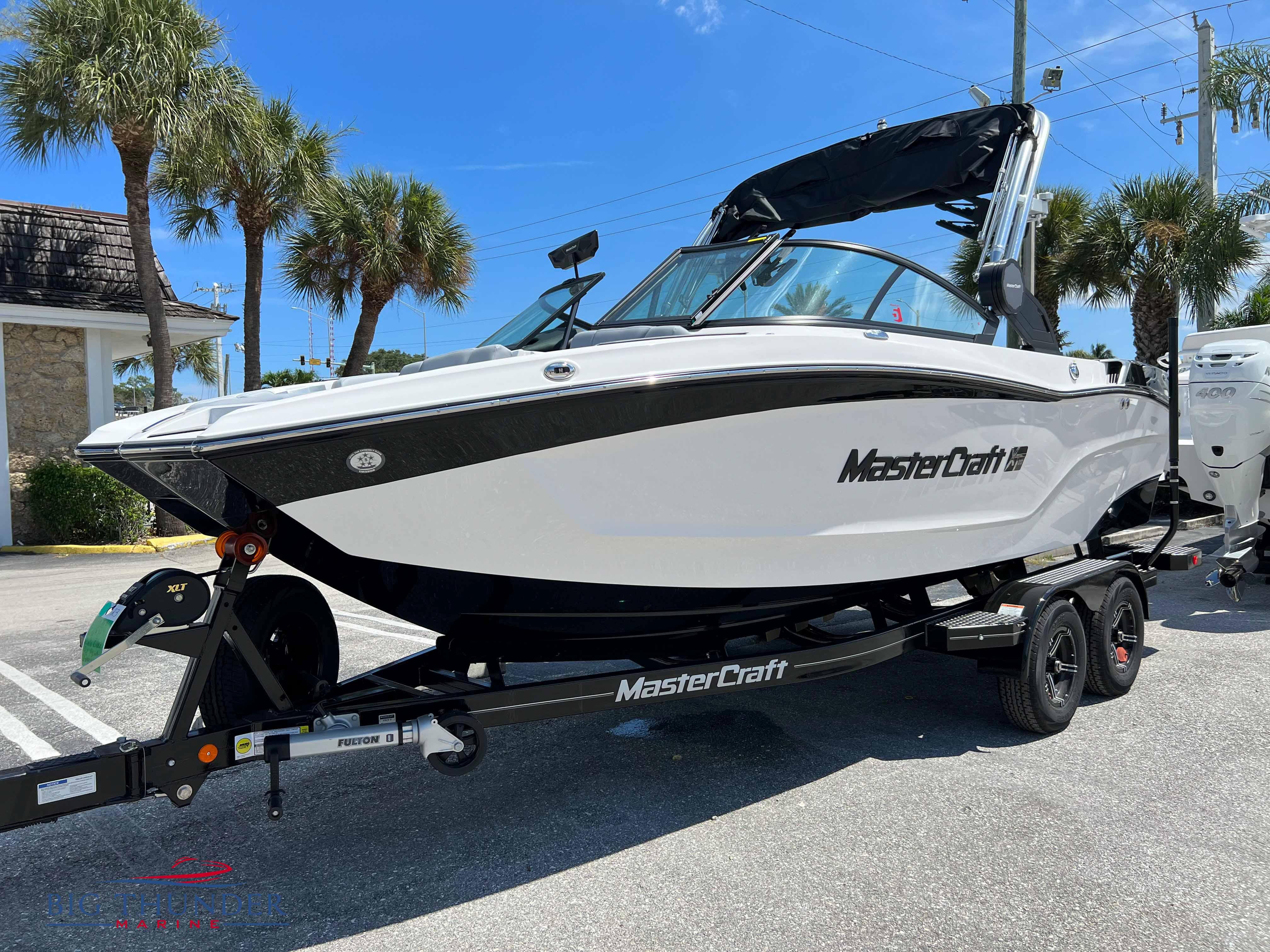 2023 Mastercraft XT20