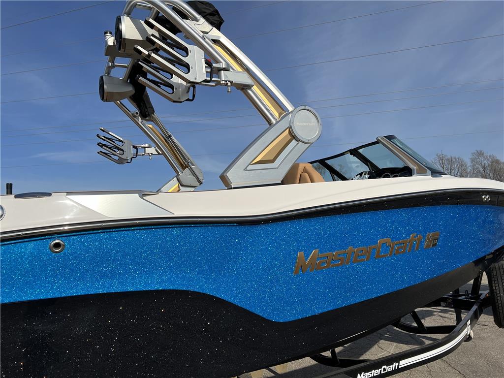 2024 Mastercraft XT-22 | 209109