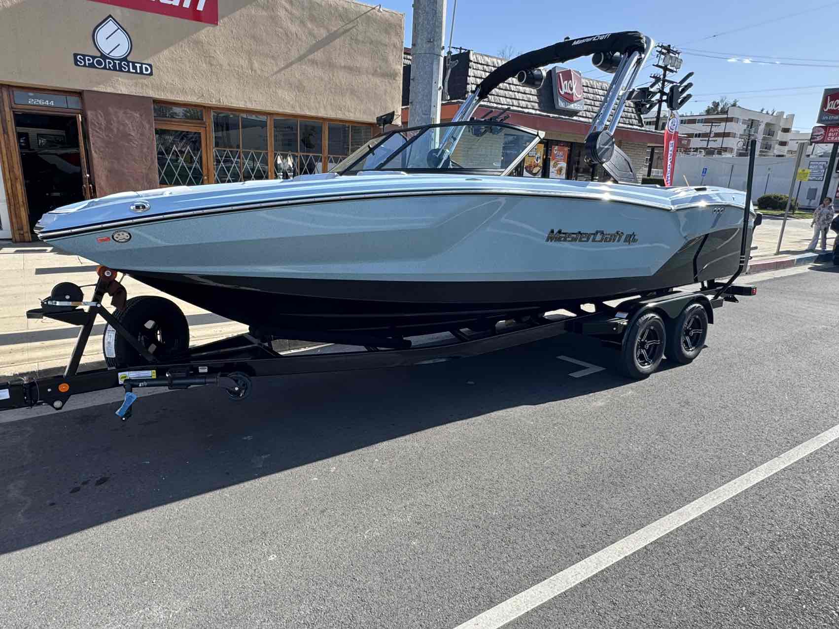 boat.Title