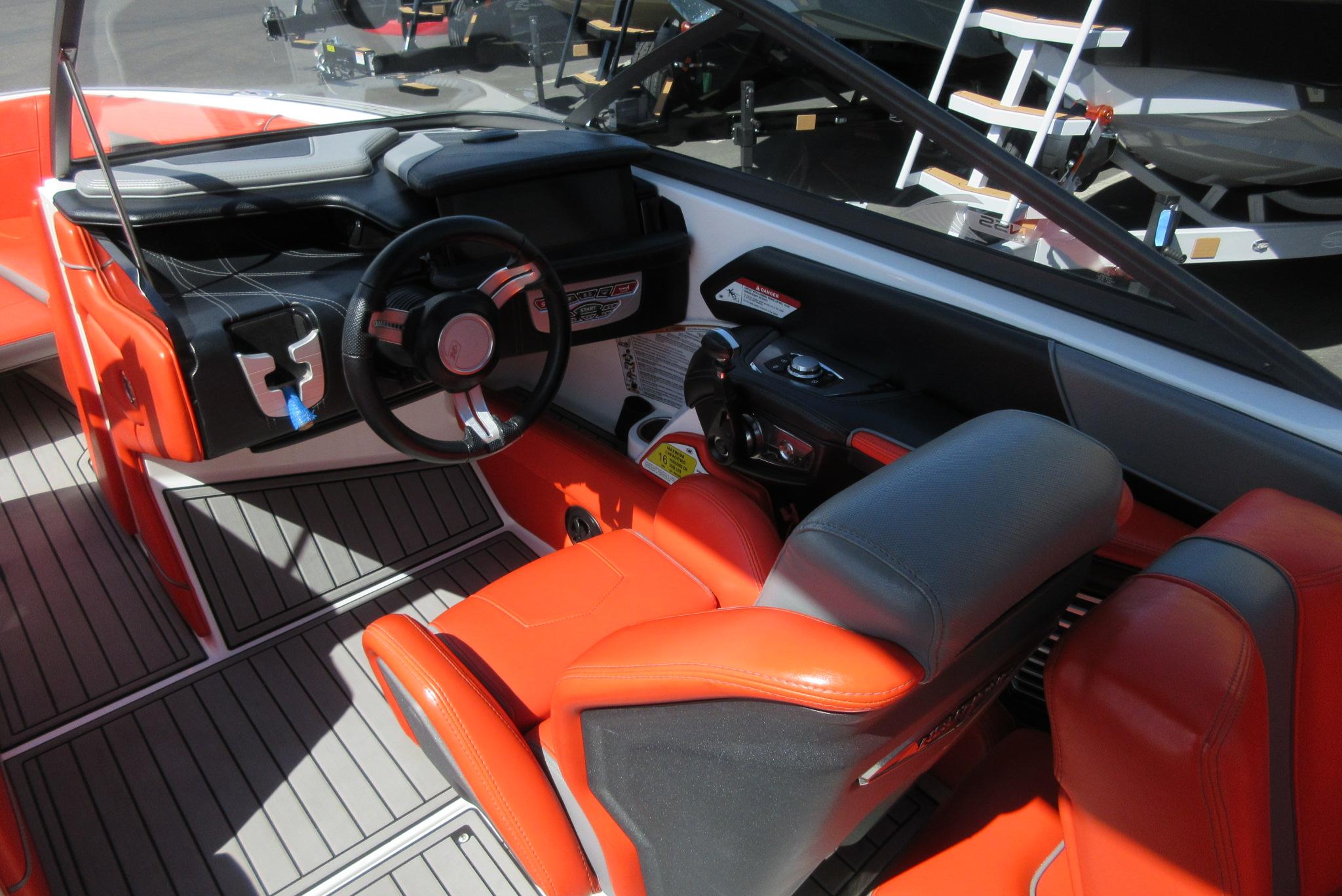 2018 Nautique Super Air G23