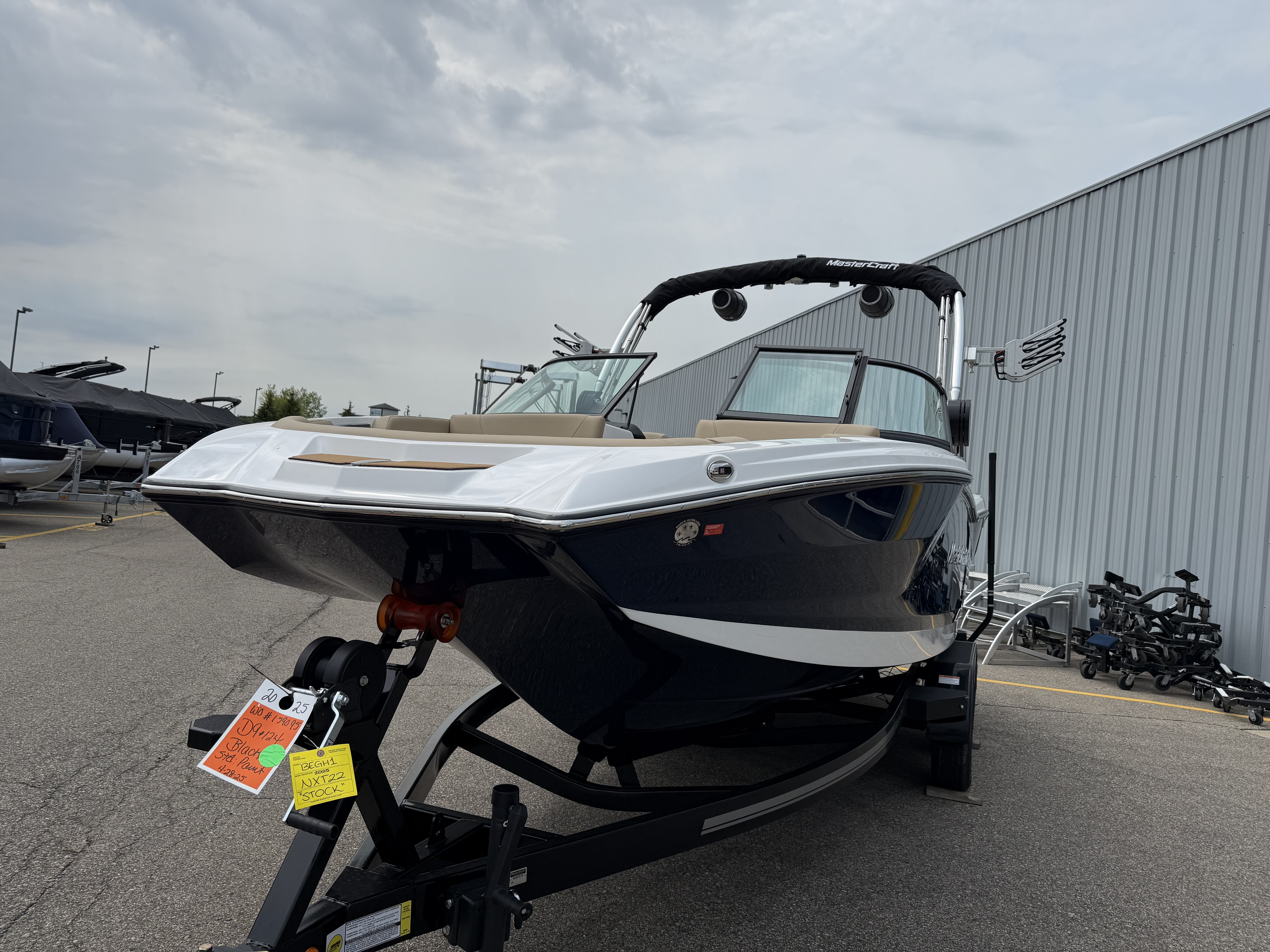 2025 MasterCraft NXT22