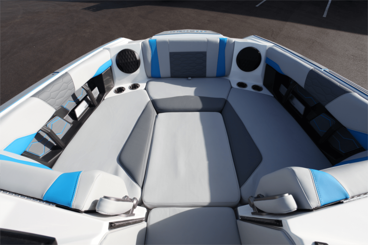2025 Malibu 24 MXZ