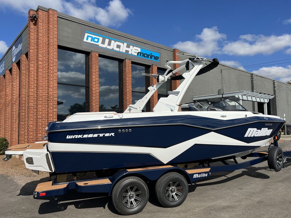 boat.Title