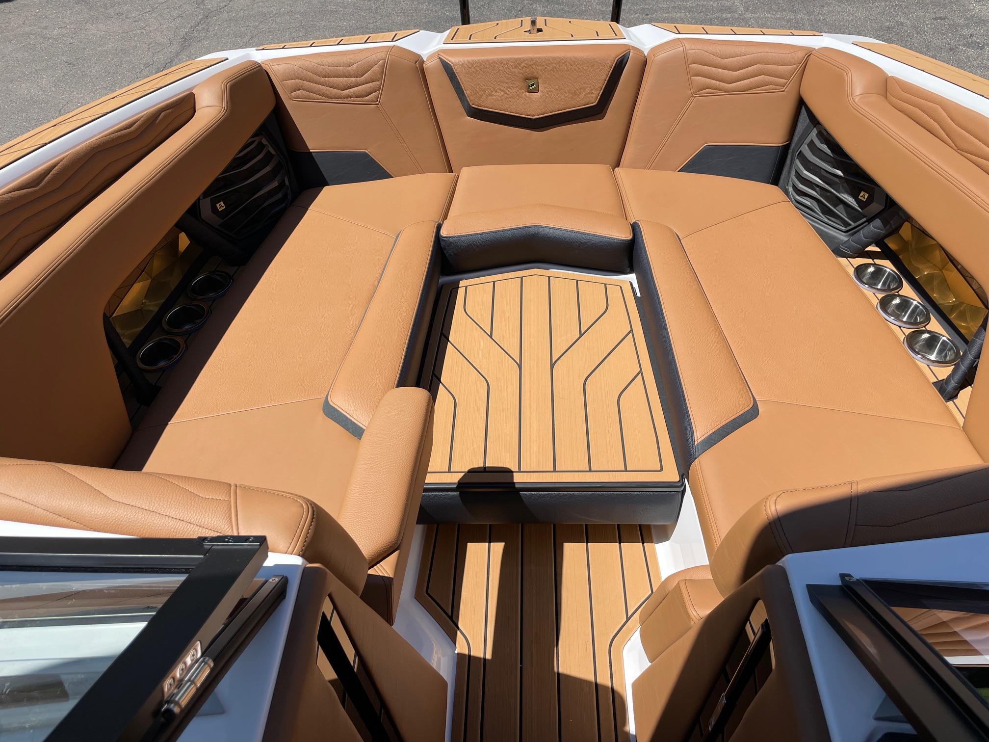2025 NAUTIQUE G25 W/ZZ8S 630HP SUPERCHARGED POWER PLANT