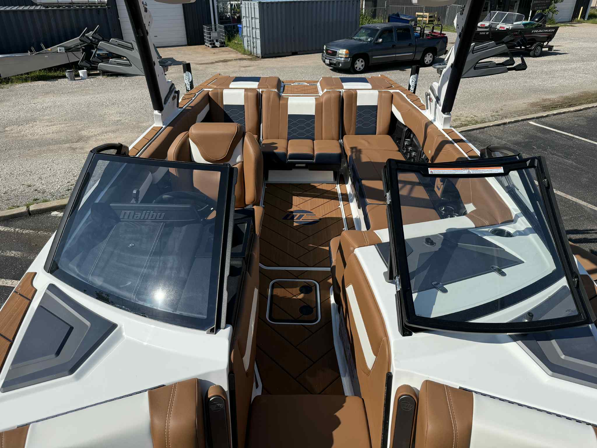 2025 Malibu 23LSV