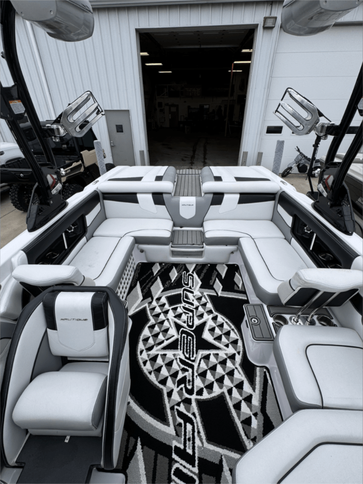 2012 Super Air Nautique 230