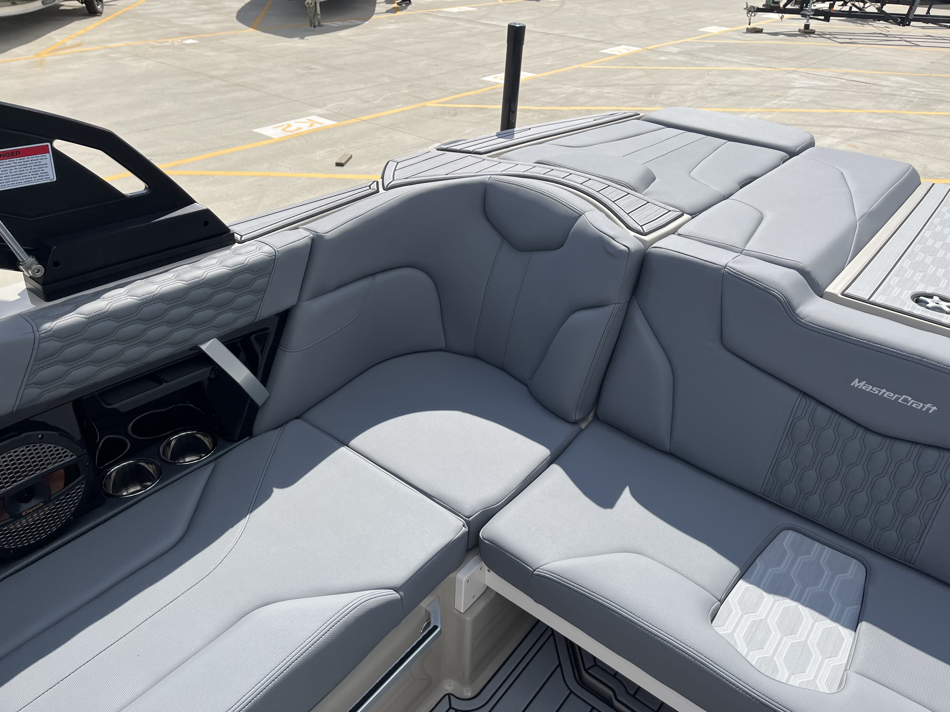 2025 MasterCraft XT20