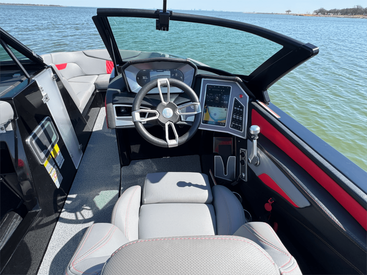 2022 MasterCraft XT24