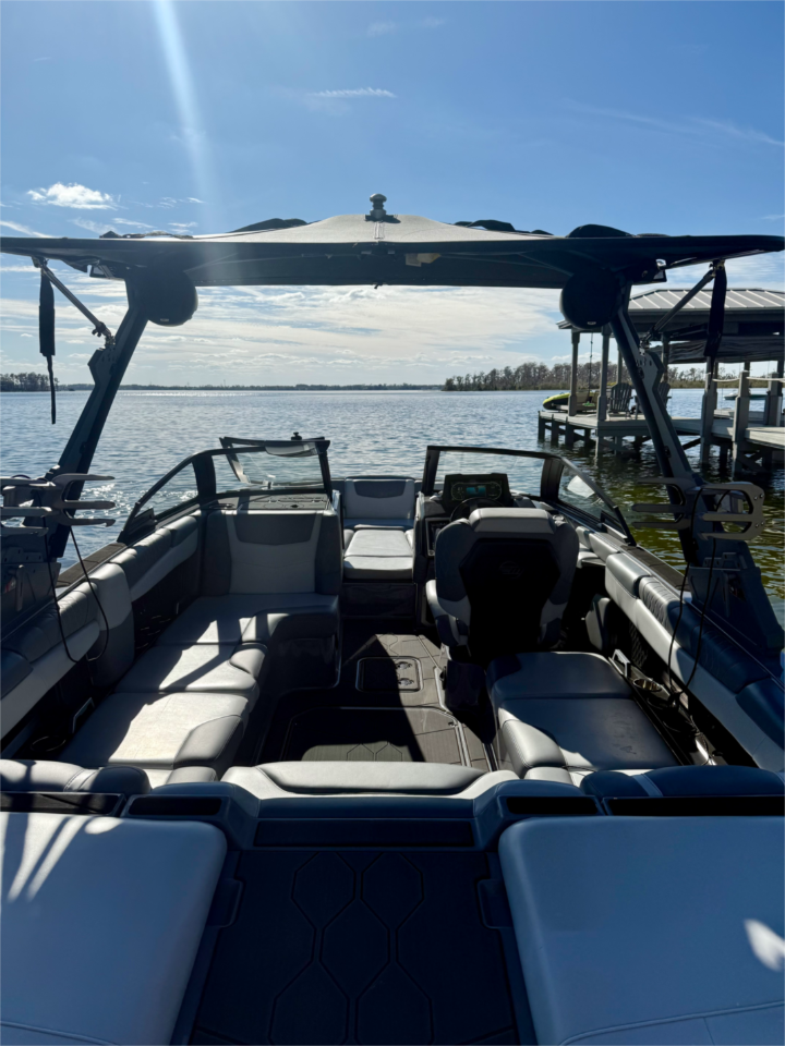 2022 MALIBU M220 – PERFECT CONDITION – FRESHWATER USE ONLY – LIKE NEW Icon