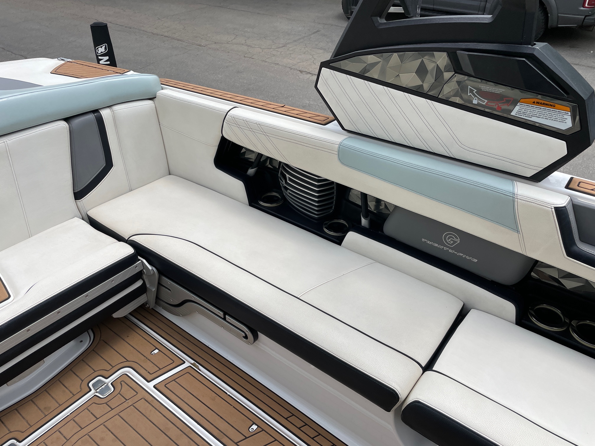 2019 NAUTIQUE G25 W/XR7 550HP SUPERCHARGED POWER PLANT