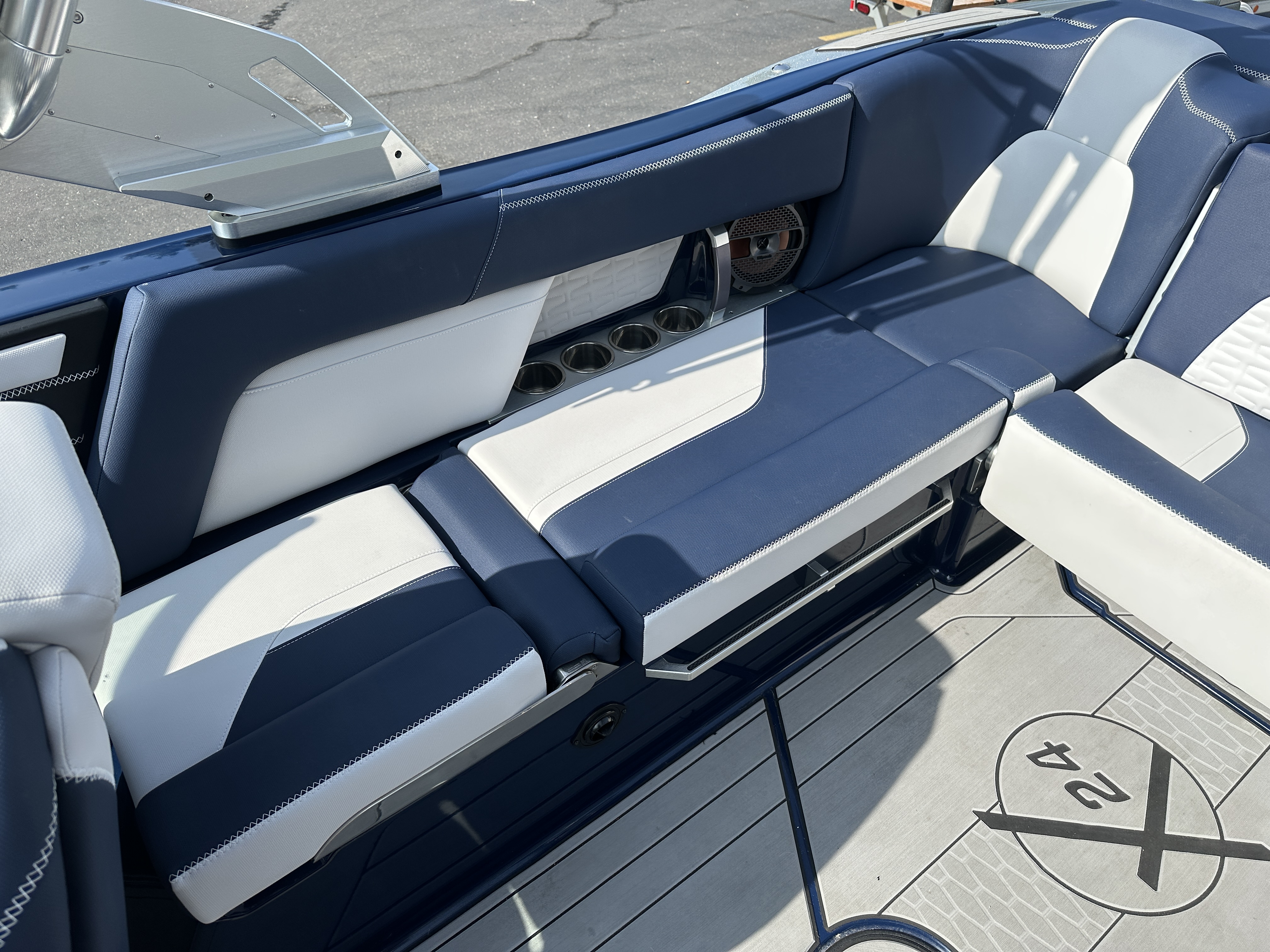 2020 MasterCraft X24