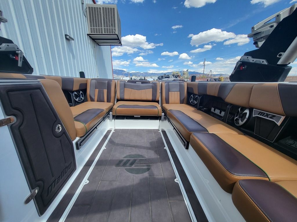 2021 Malibu Boats 24 MXZ