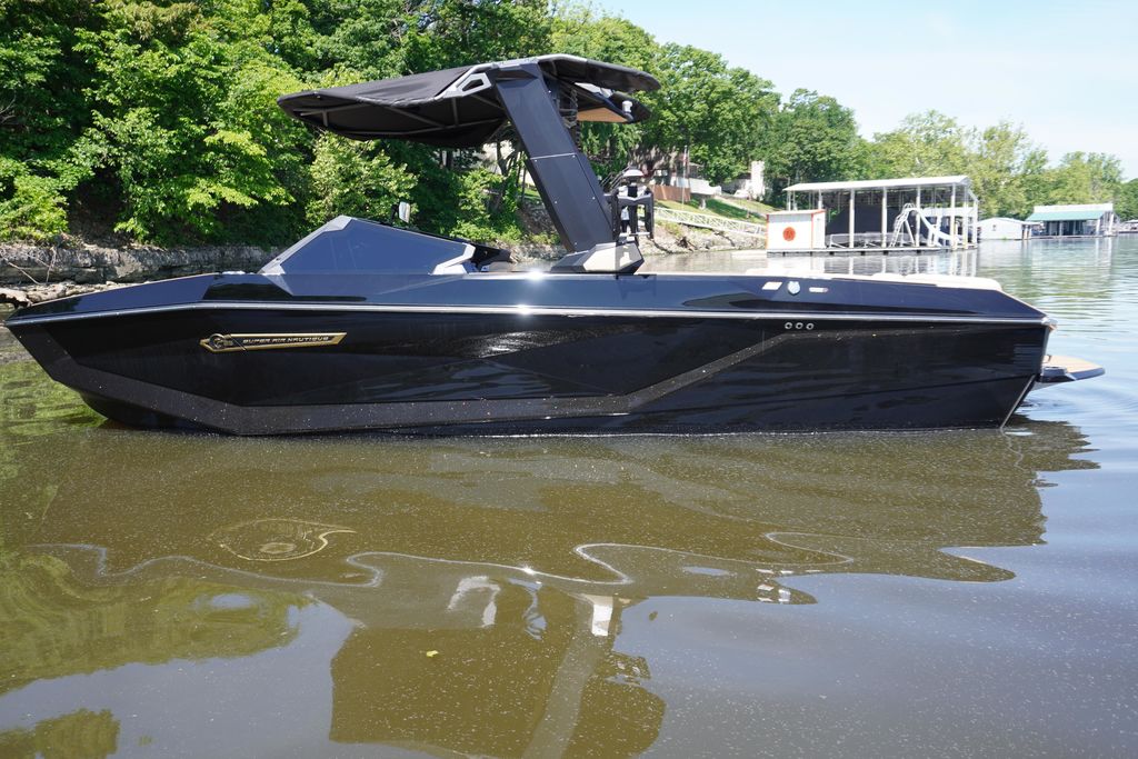 2025 Nautique Super Air Nautique G25