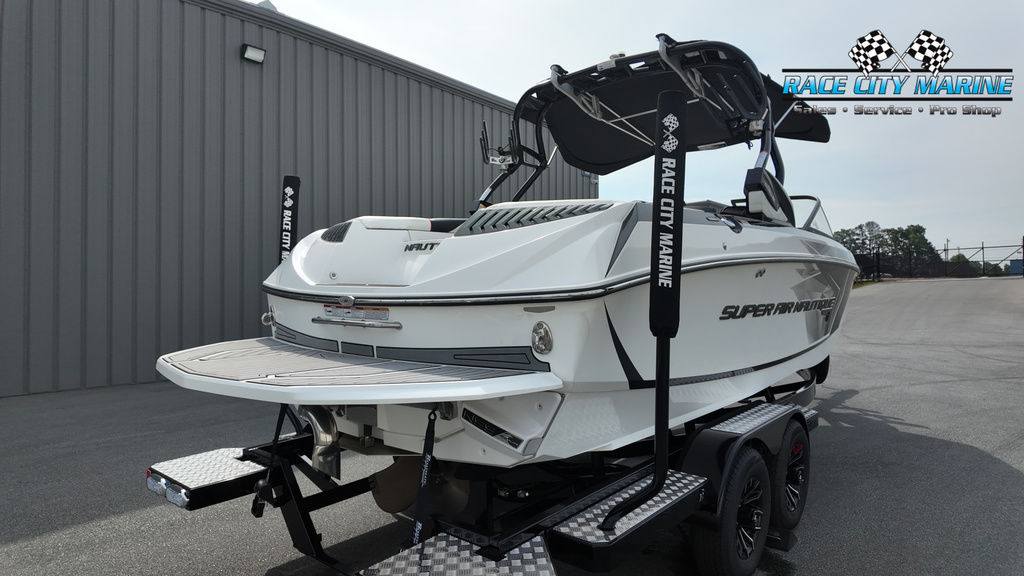 2016 Nautique G21