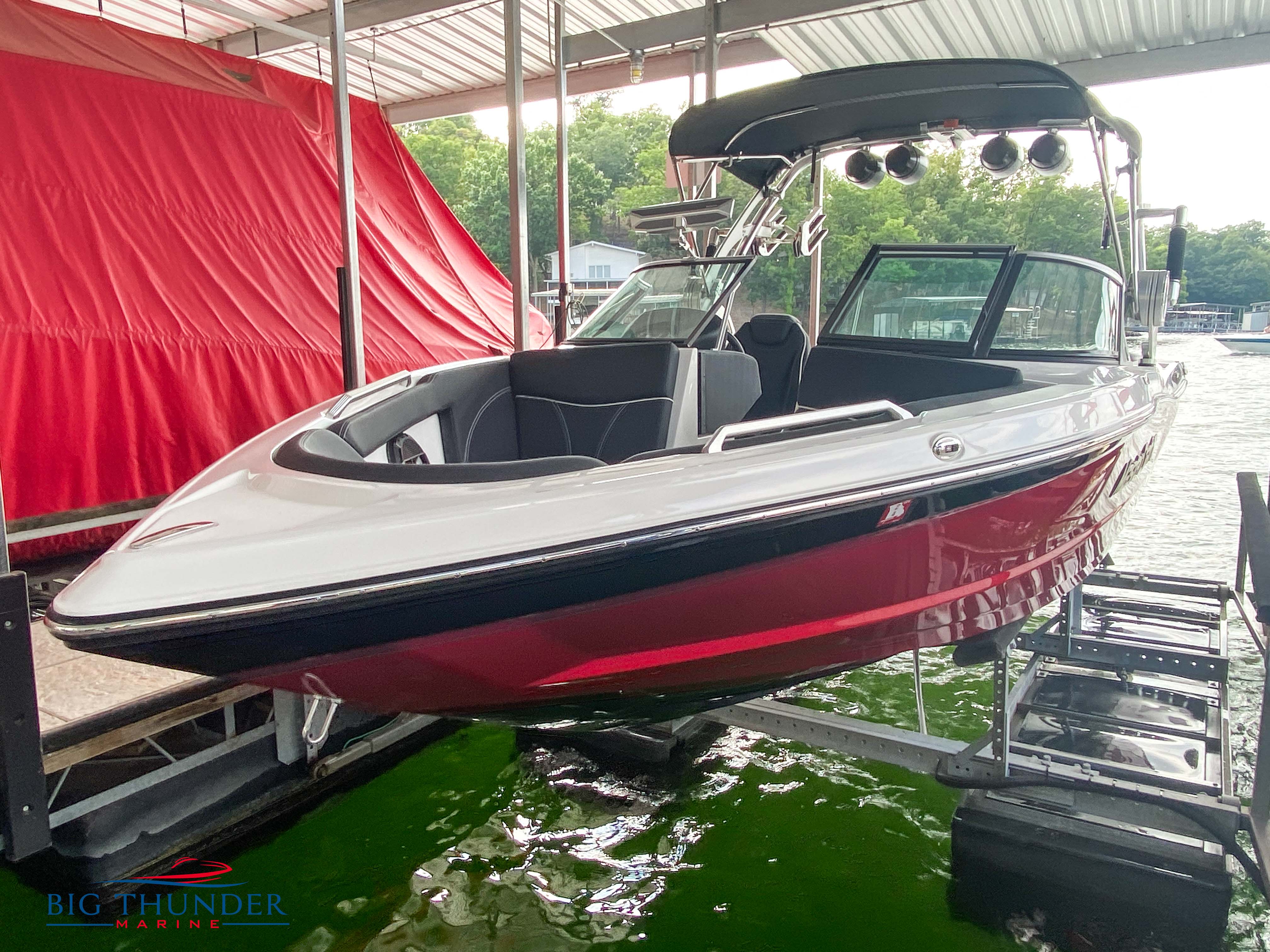 2020 Mastercraft XT25