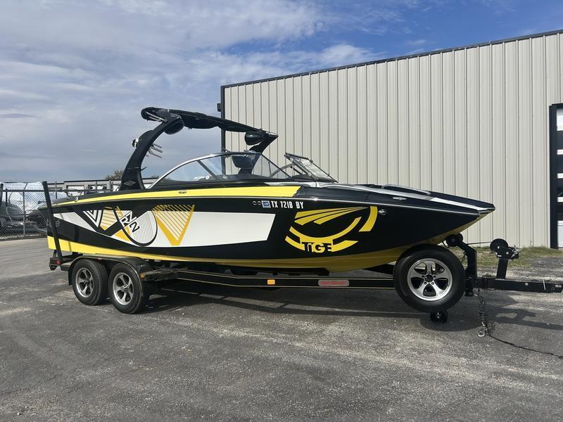 boat.Title