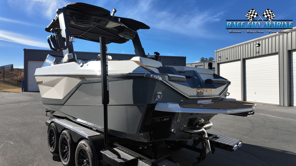 2025 Nautique G23