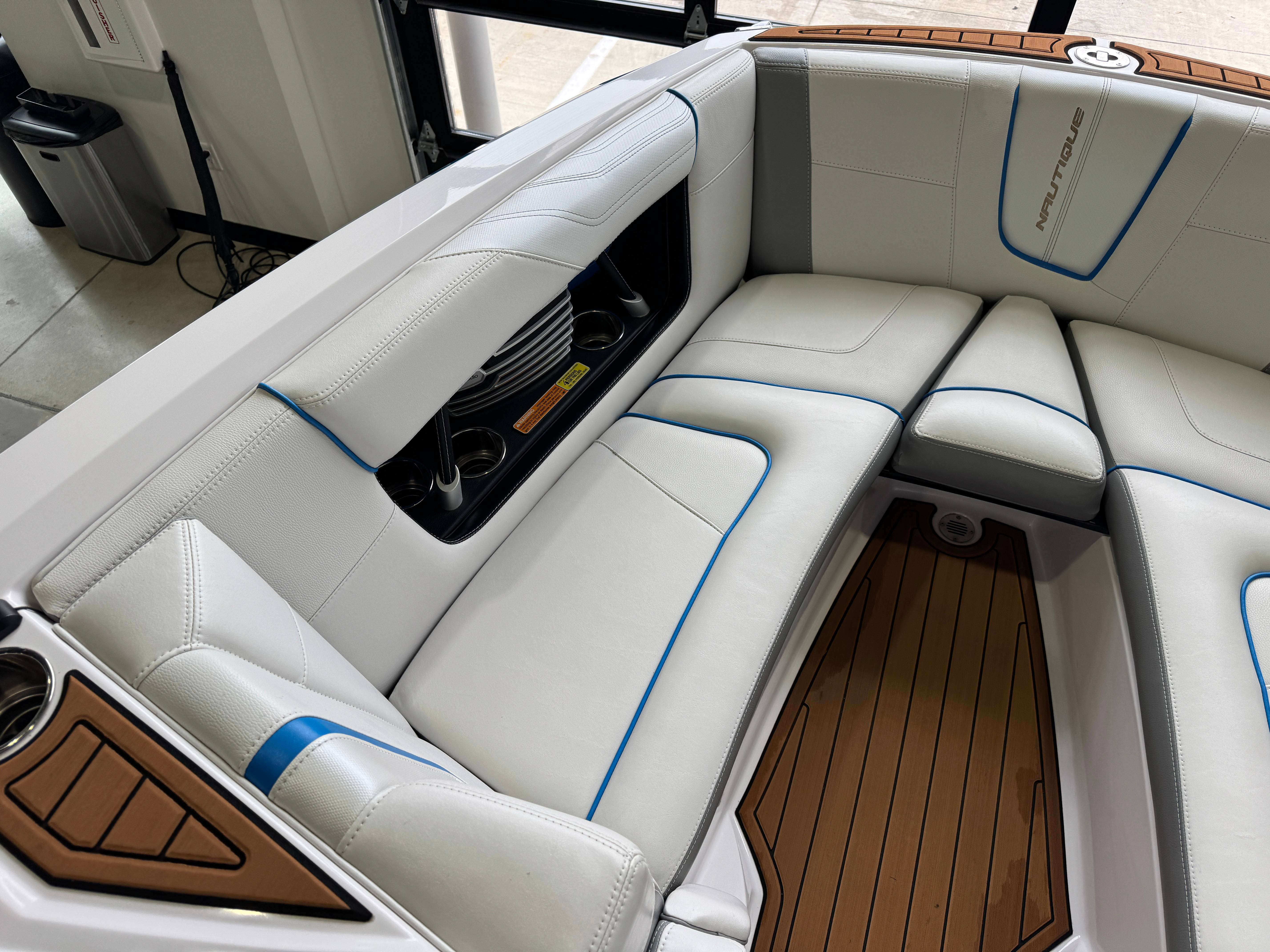 2013 Nautique Super Air Nautique