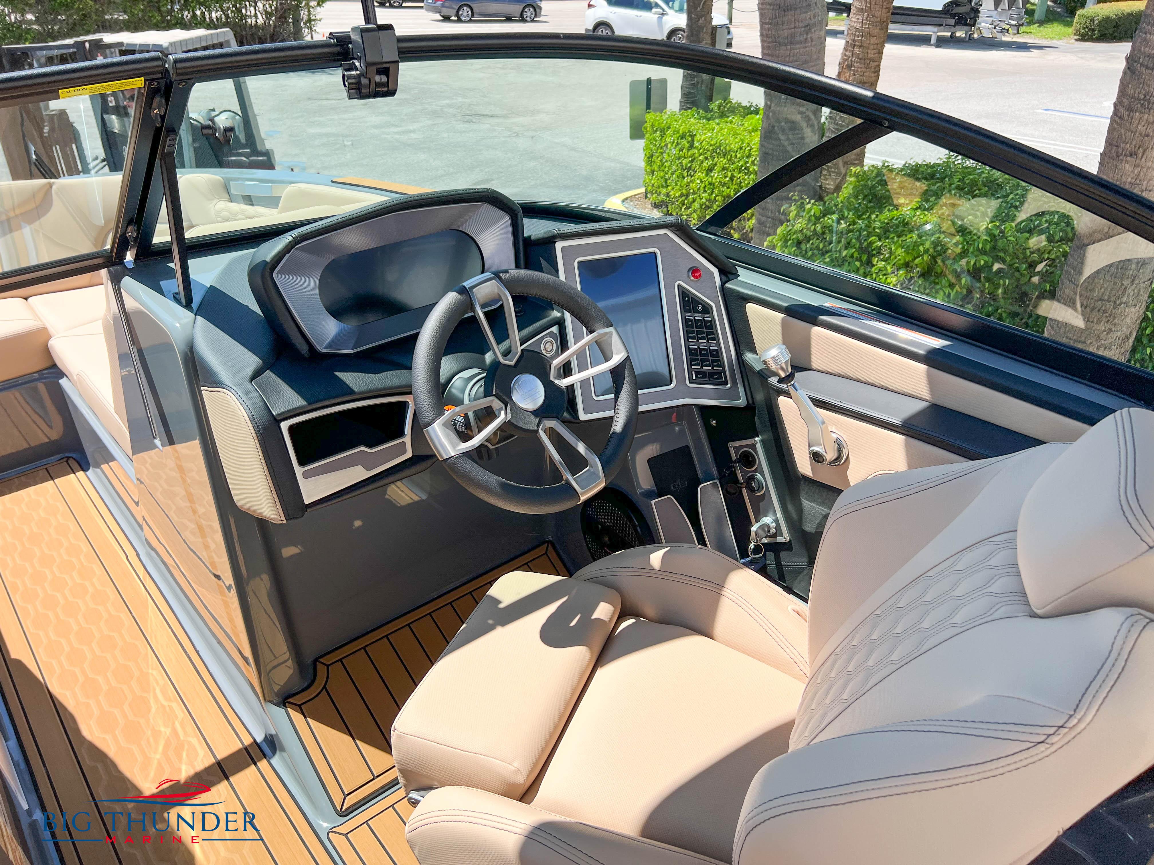2023 Mastercraft XT24