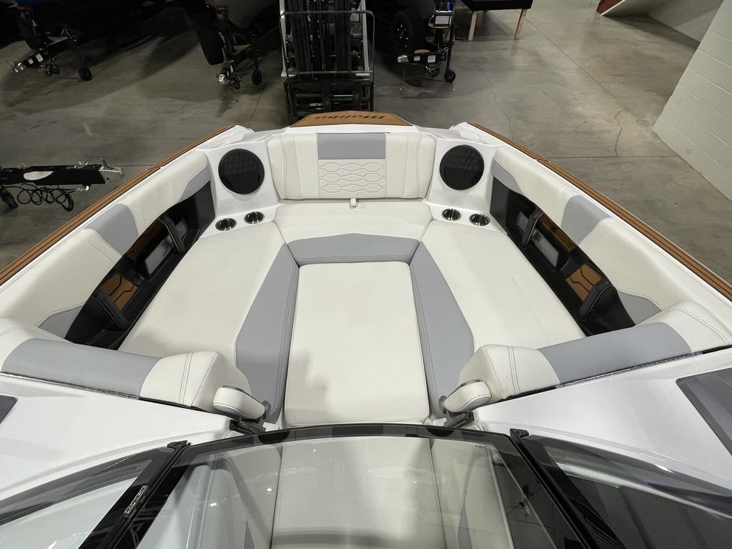 2025 Malibu Boats 23 MXZ
