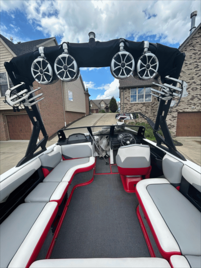 2016 Axis T22 Icon