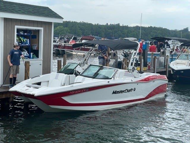 boat.Title