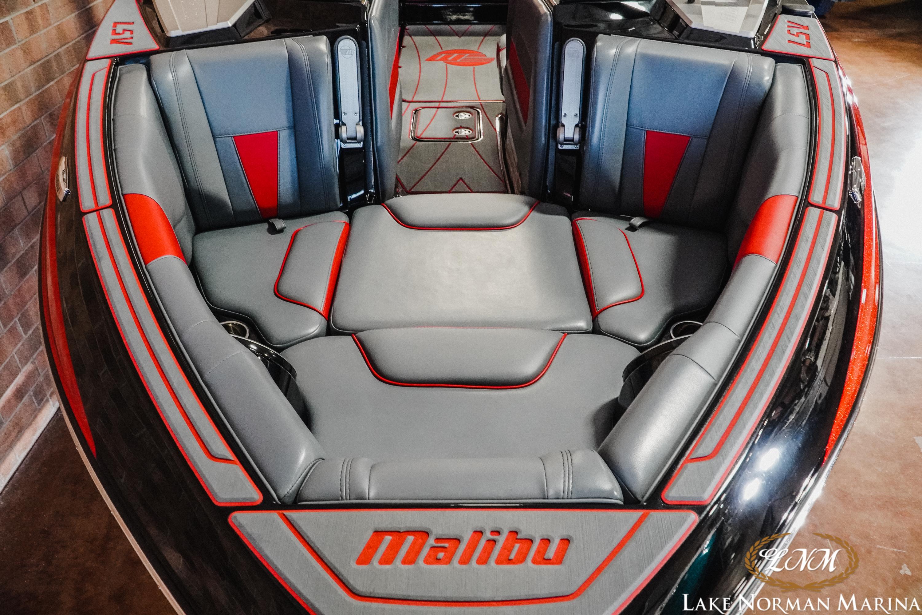 2021 Malibu 23 LSV