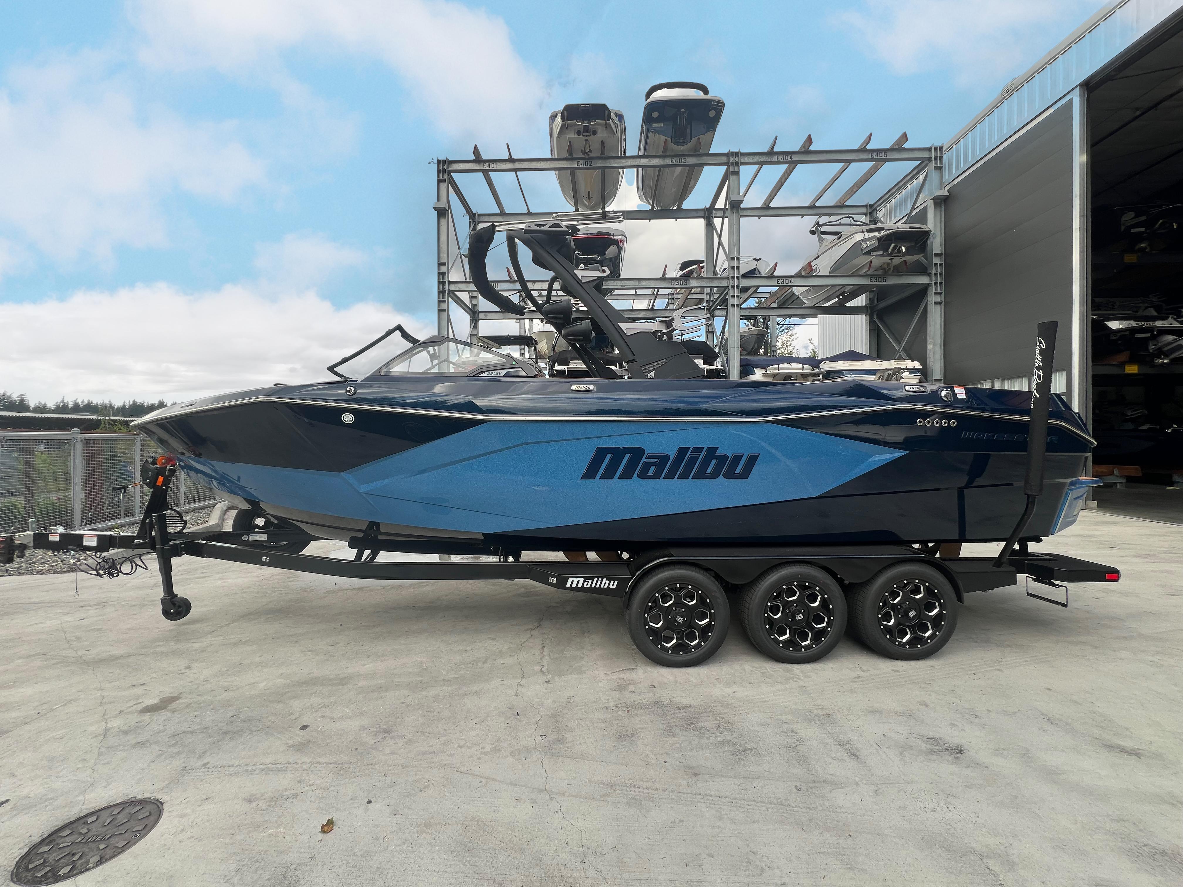 2024 Malibu 26 LSV