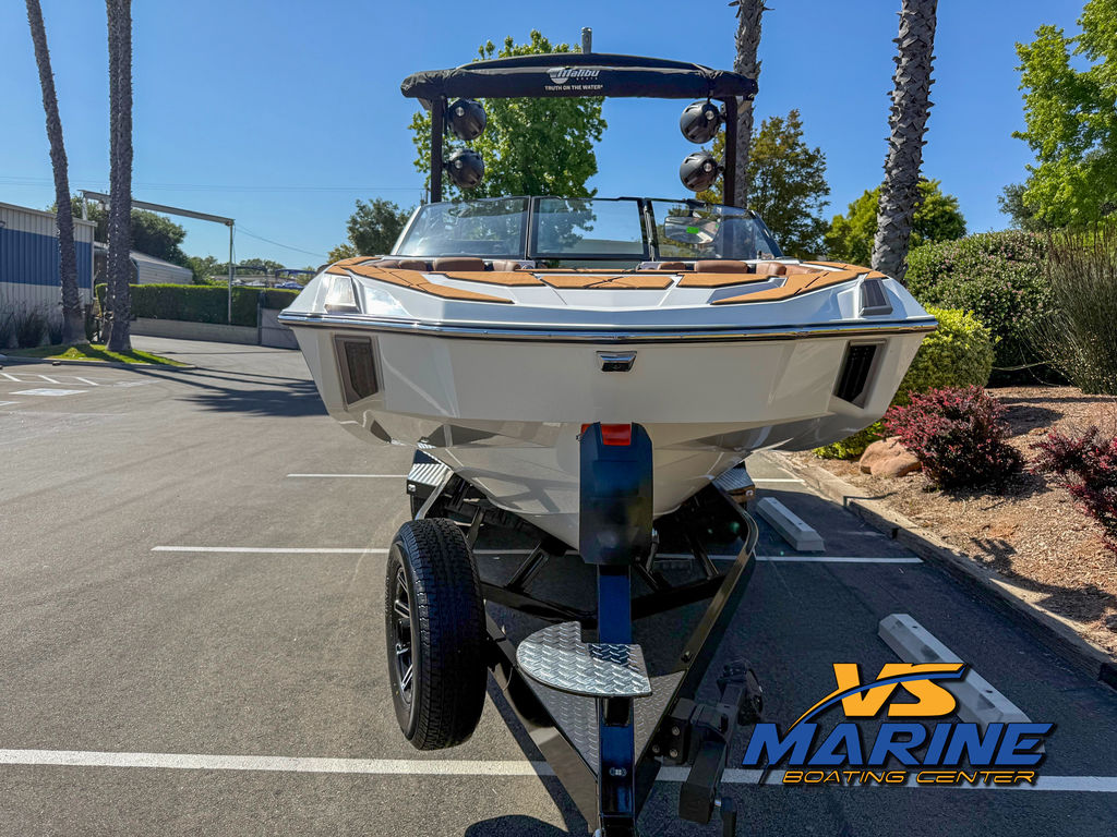 2025 Malibu Boats M230