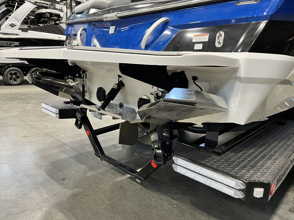 2019 MasterCraft XT23