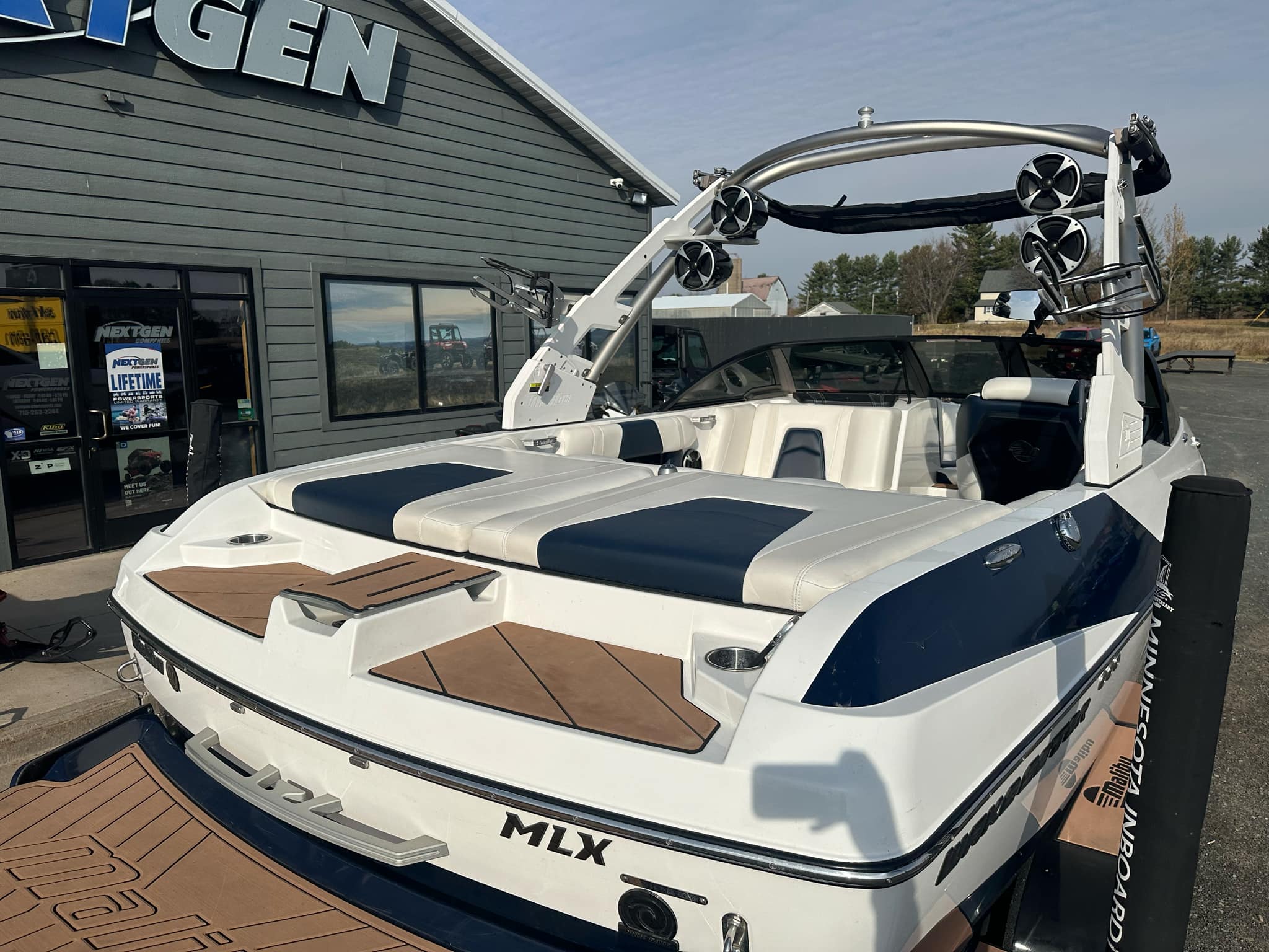 2019 Malibu Boats Wakesetter® 21 MLX