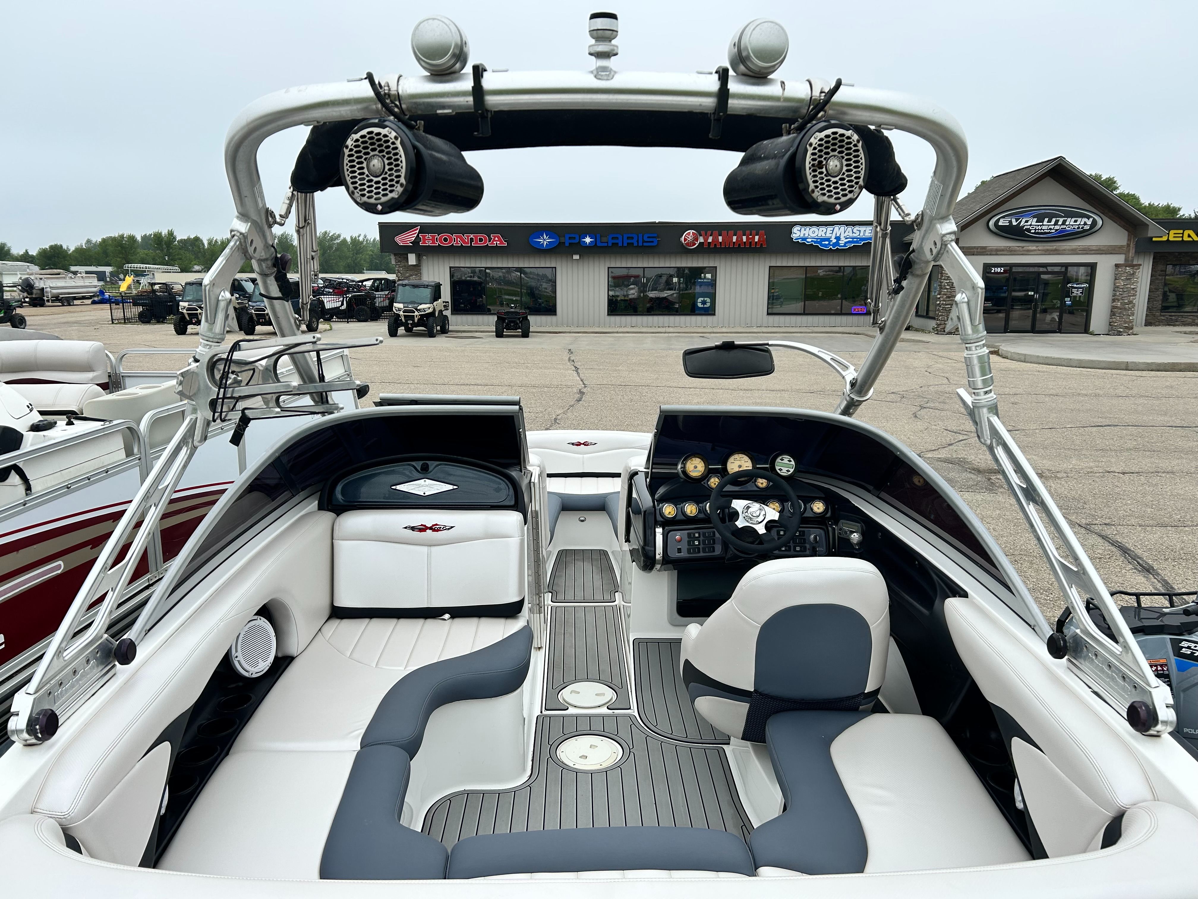 2005 MasterCraft XStar