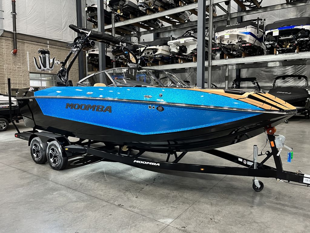 2024 MOOMBA Mojo