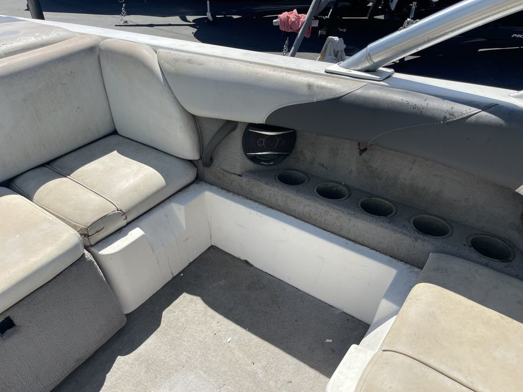 2004 MOOMBA LSV