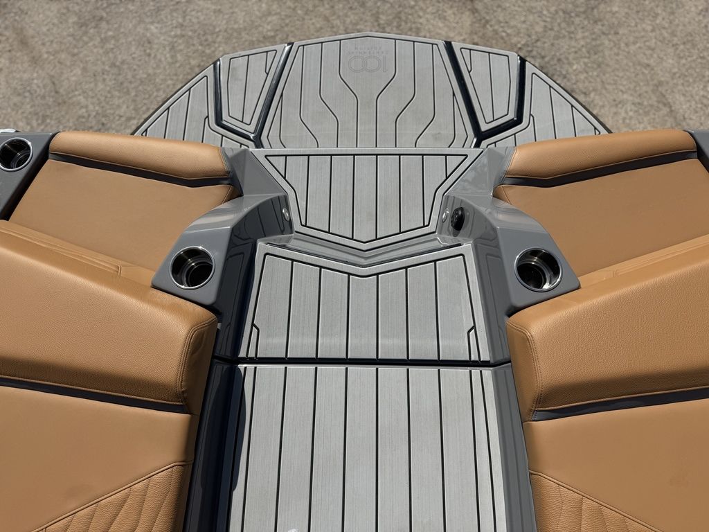2025 Nautique Super Air Nautique G25
