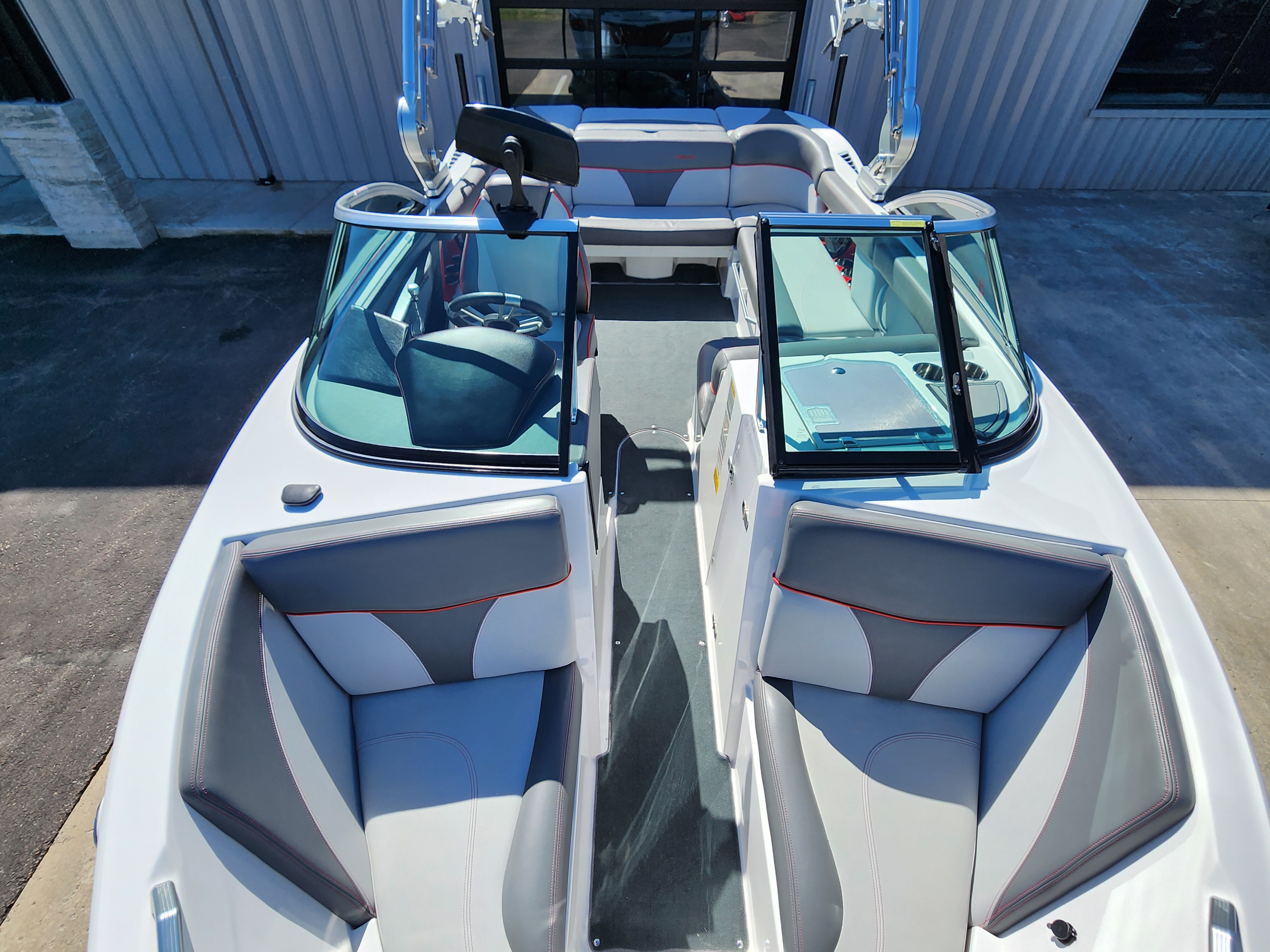 2020 MasterCraft XT21