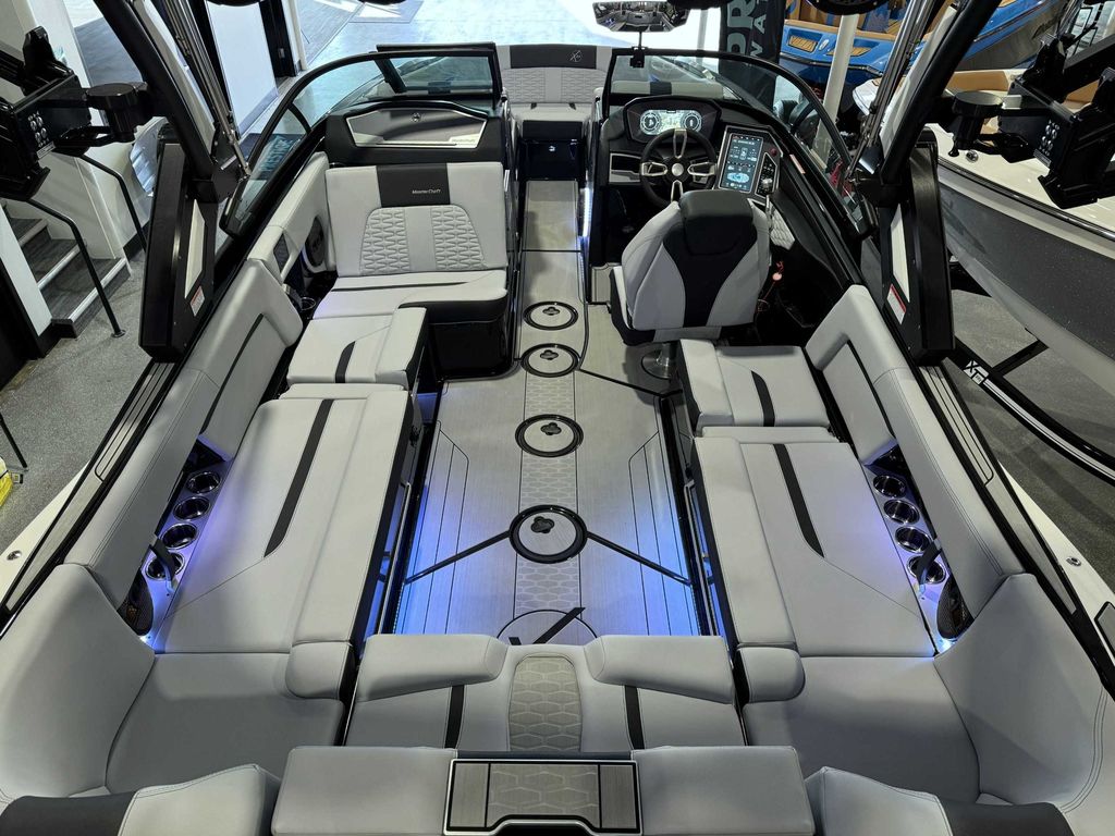 2024 MasterCraft X24
