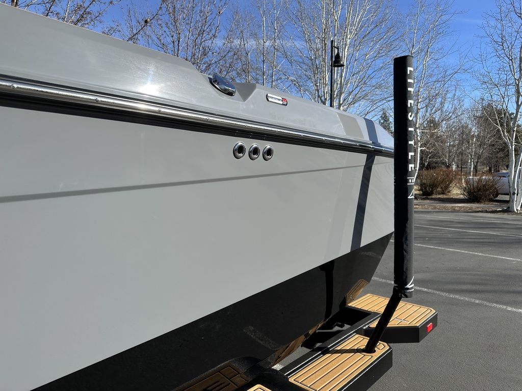 2025 Nautique Super Air Nautique S23 Icon