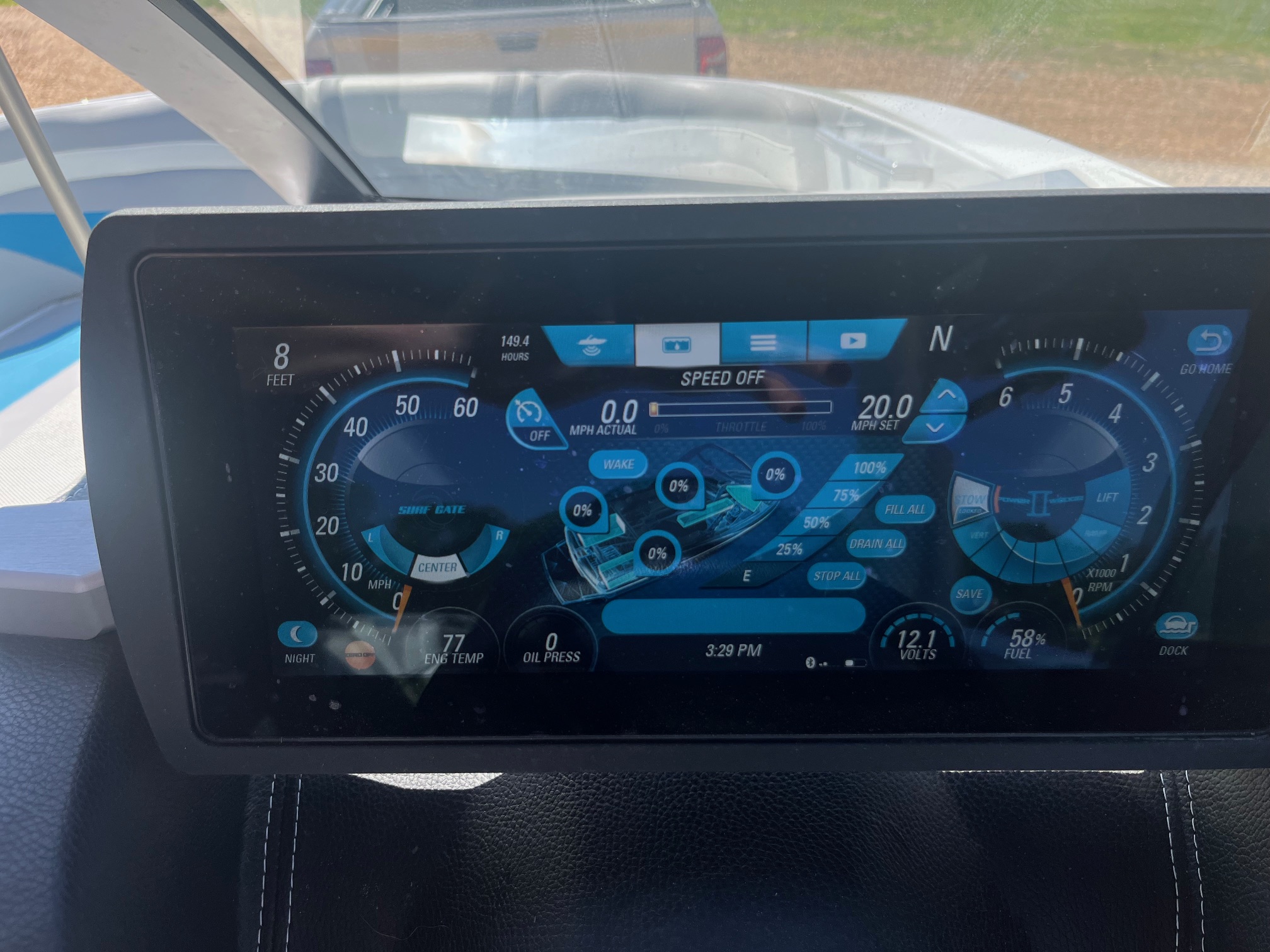 2018 Malibu 24 MXZ, Beautiful, 1 Owner, LOW HOURS!