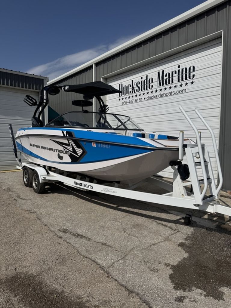 2015 Nautique G21