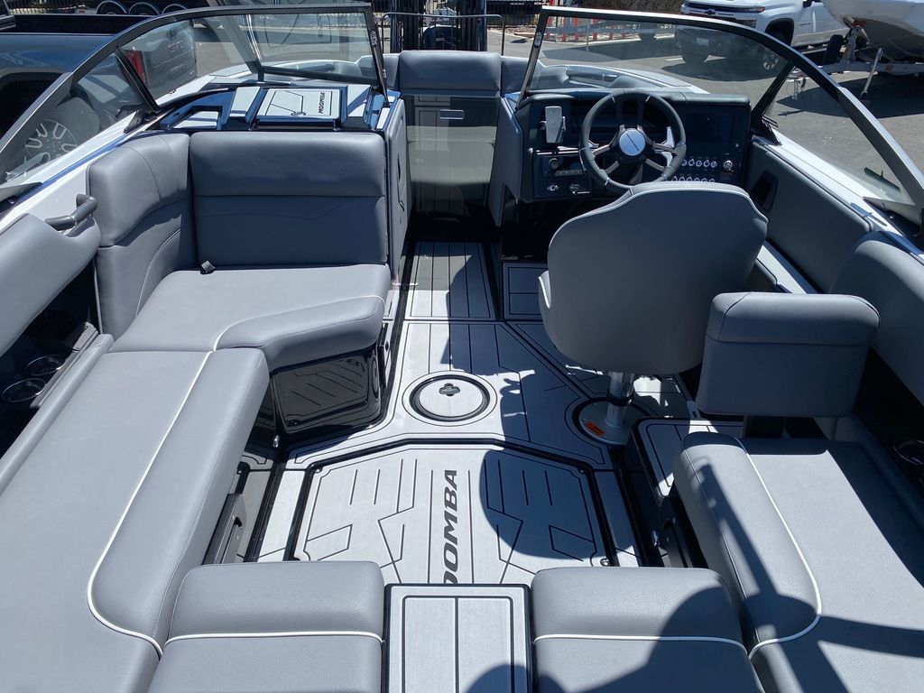 2024 moomba Mondo