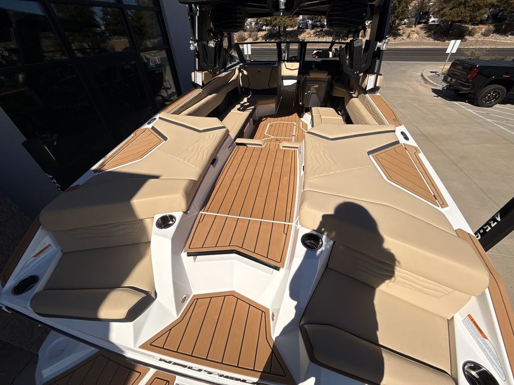 2025 Nautique G25 Centennial Edition