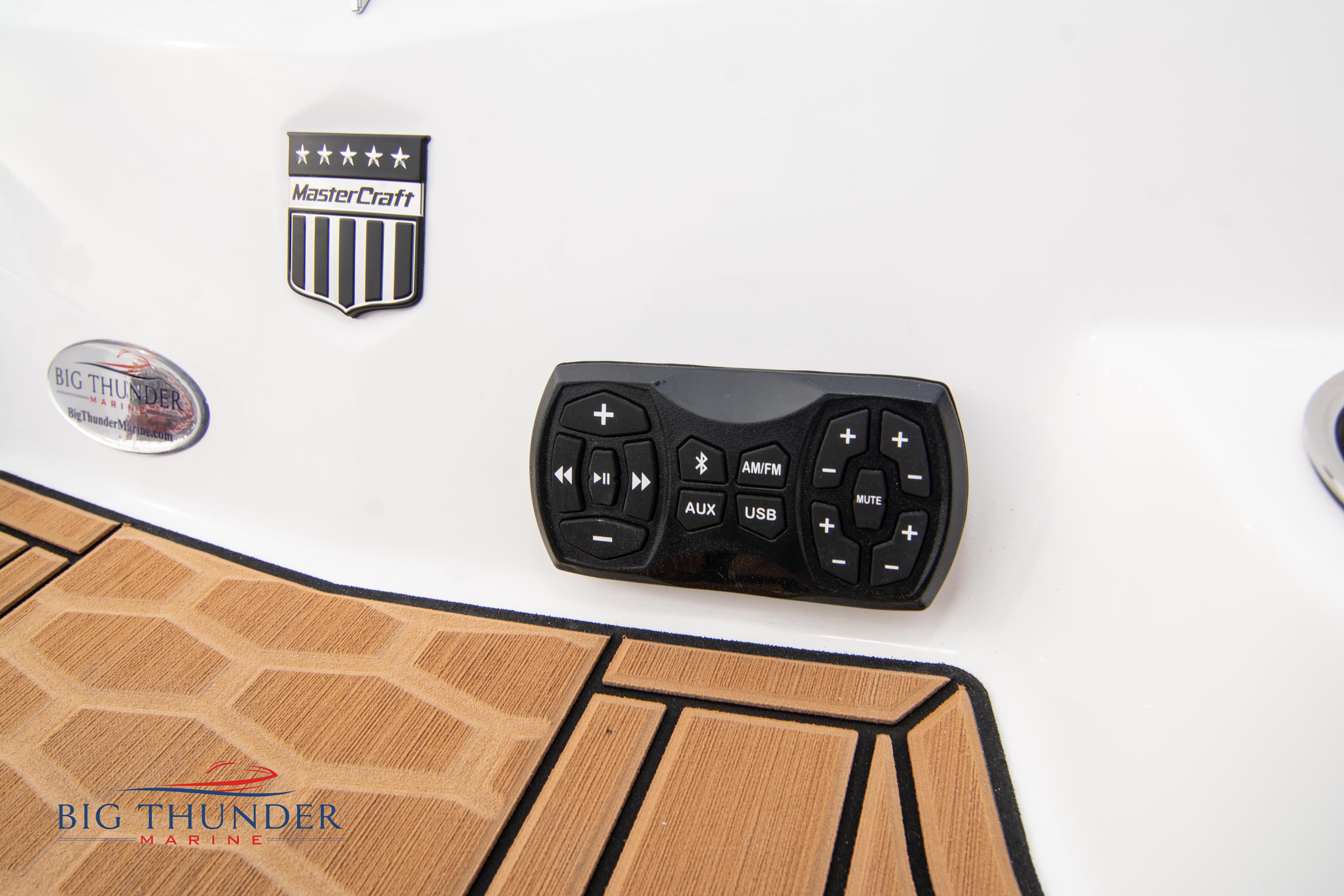 2021 Mastercraft X24