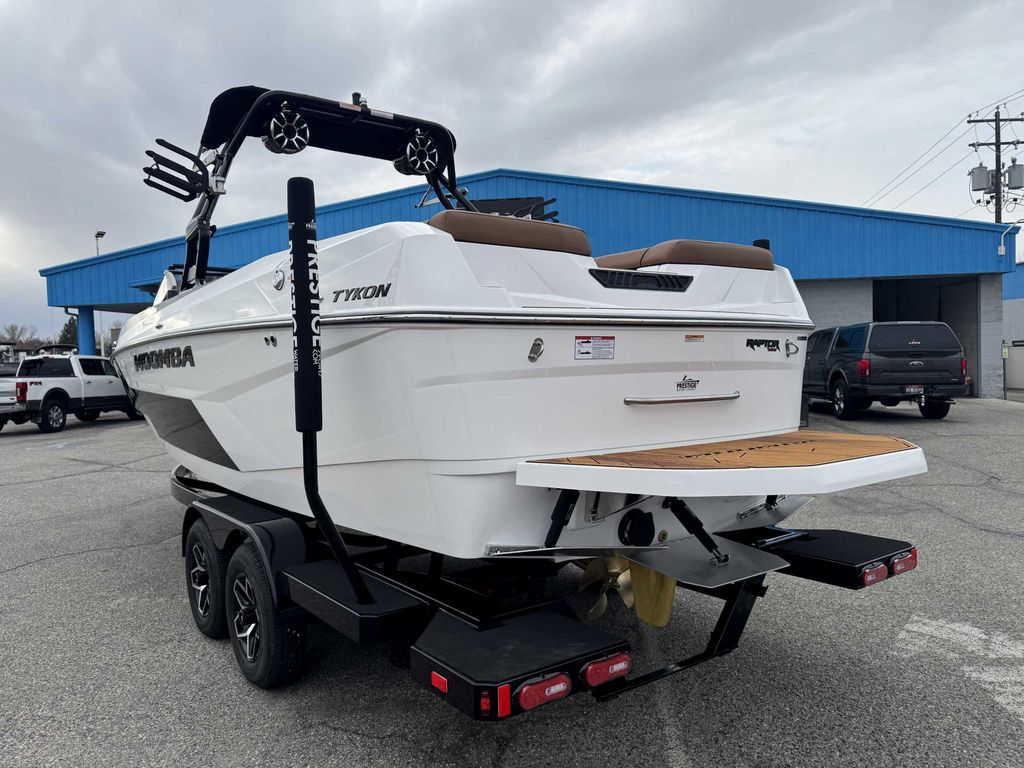 2025 MOOMBA Tykon