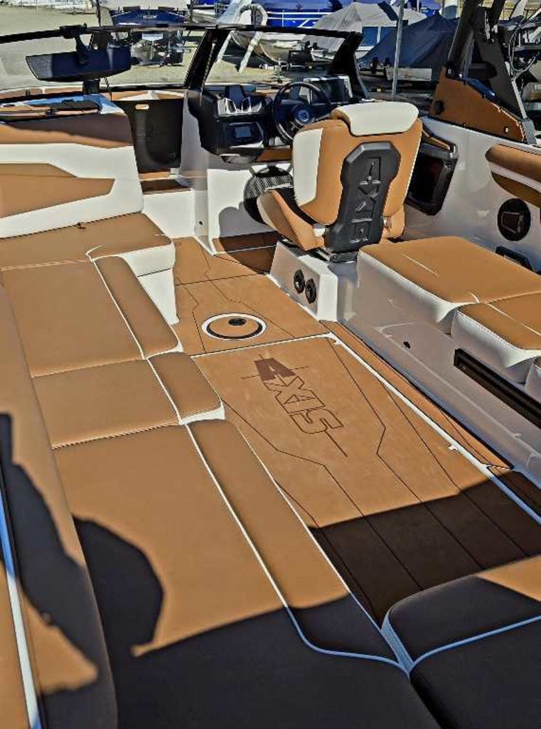 2025 Axis Wake Research Core Series T250
