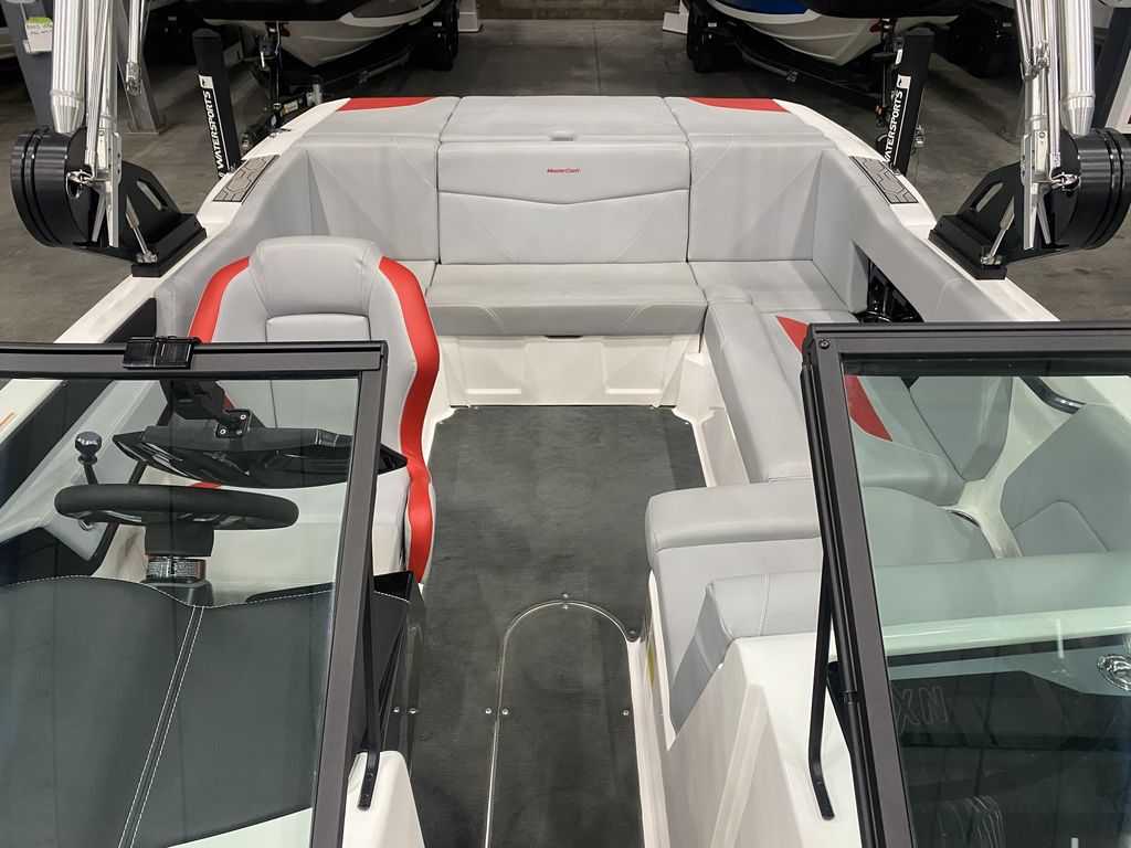 2023 MasterCraft NXT20